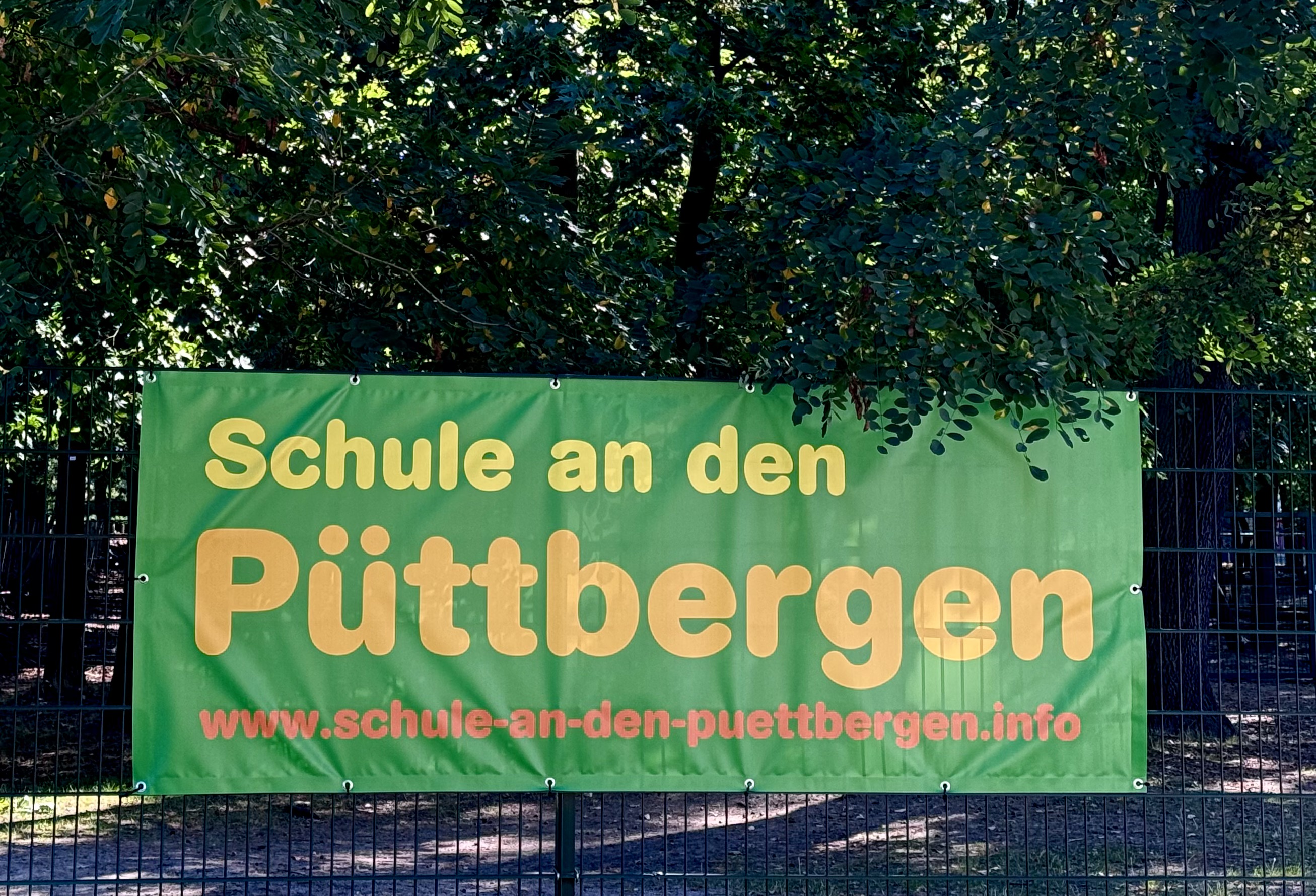 Schule an den Püttbergen